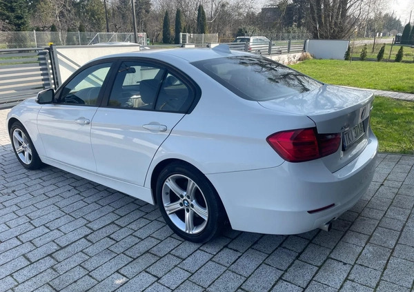 BMW Seria 3 cena 39999 przebieg: 123000, rok produkcji 2013 z Wrocław małe 121